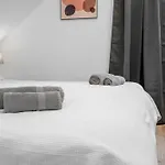 Stilvolle Auszeit - Koeln Bonn - Nahe Therme Und Phantasialand - Bis 5 Personen Familienfreundlich Apartamento