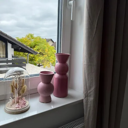 Stilvolle Auszeit- Nahe Therme Und Phantasialand דירה