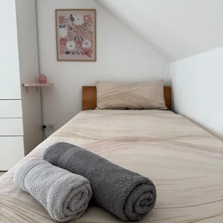 Stilvolle Auszeit - Koeln Bonn - Nahe Therme Und Phantasialand - Bis 5 Personen Familienfreundlich Swisttal