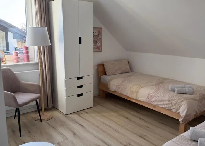 Stilvolle Auszeit - Koeln Bonn - Nahe Therme Und Phantasialand - Bis 5 Personen Familienfreundlich * Swisttal