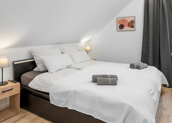 Stilvolle Auszeit - Koeln Bonn - Nahe Therme Und Phantasialand - Bis 5 Personen Familienfreundlich